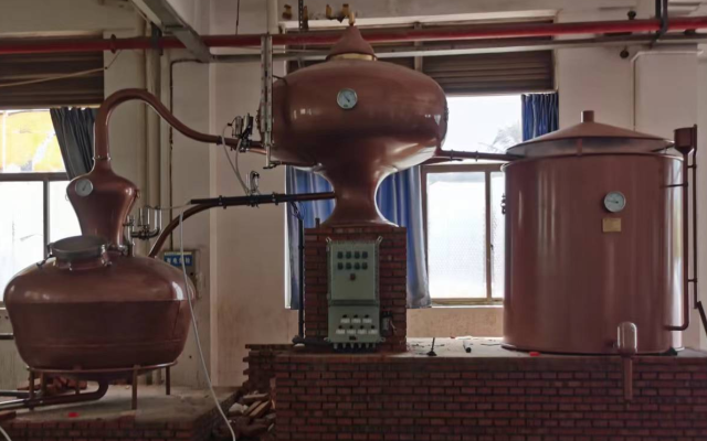 白蘭地蒸餾設(shè)備 白蘭地蒸餾設(shè)備